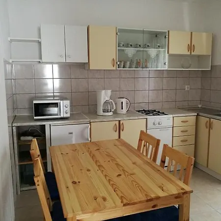 Alen Apartment *